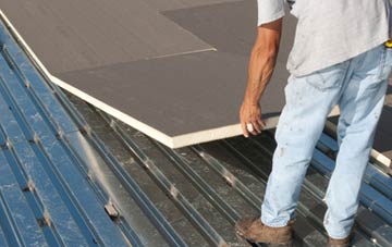 benefits of insulating Mingearraidh flat roofing