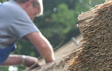 professional Mingearraidh thatchers